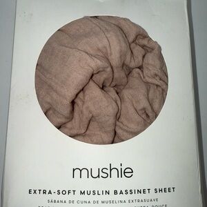 Mushie Extra Soft Muslin Bassinet Sheet In Blush (1) NWT